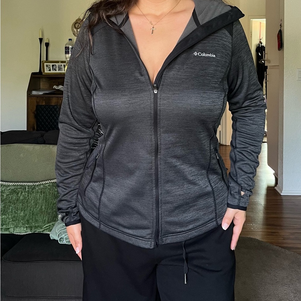 Columbia Women's Charcoal Gray Jacket